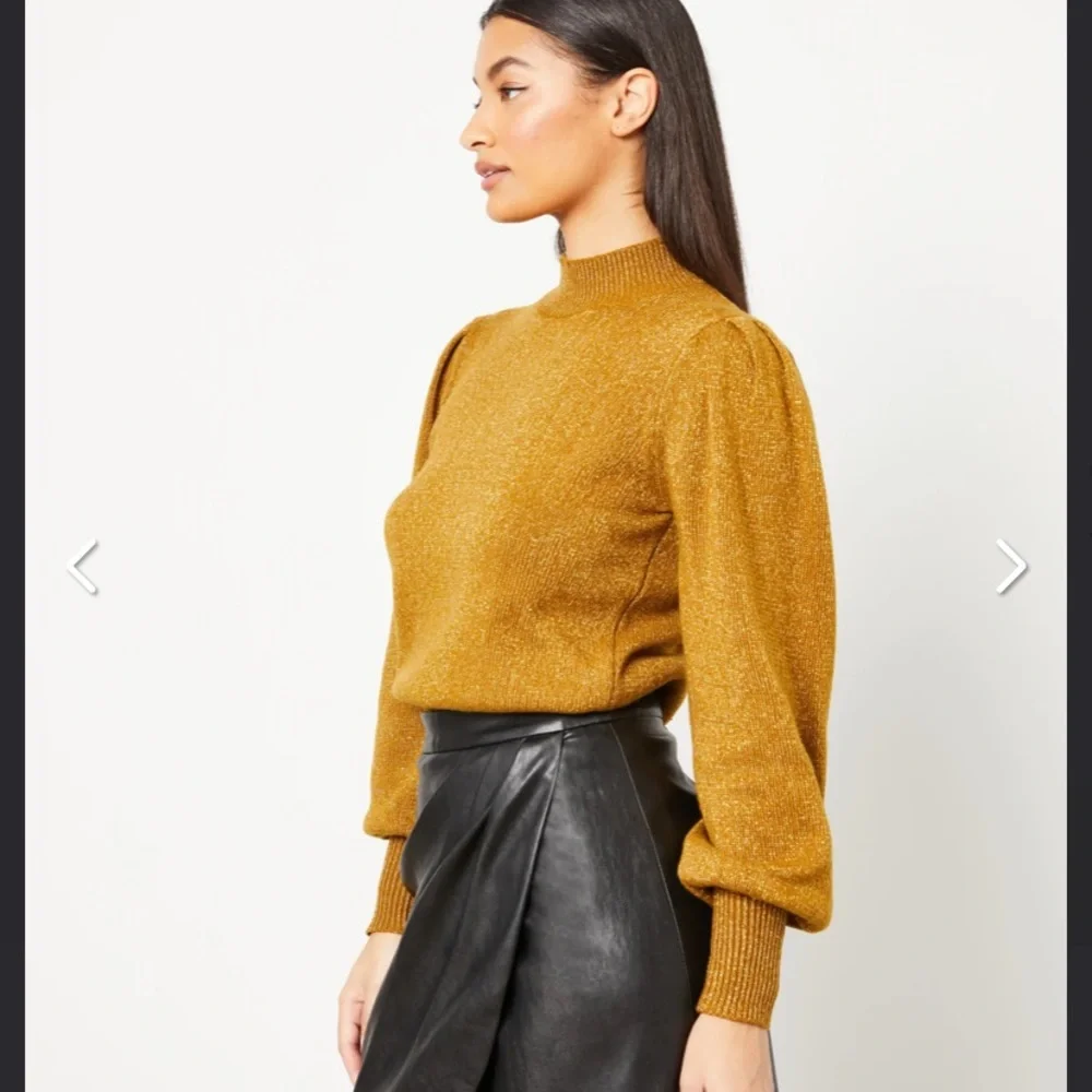 NWT BCBG Skirt - Picture 3 of 7